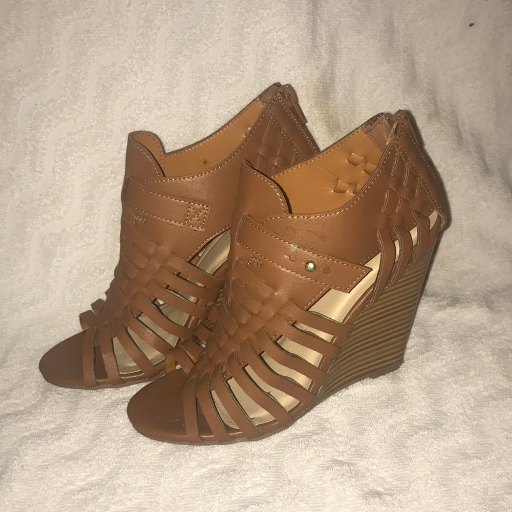 Heels/wedge pump